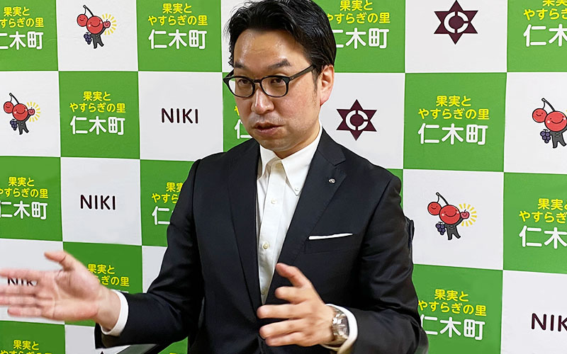 レッドホースコーポレーション ふるさと納税首長インタビュー  北海道仁木町　佐藤聖一郎町長