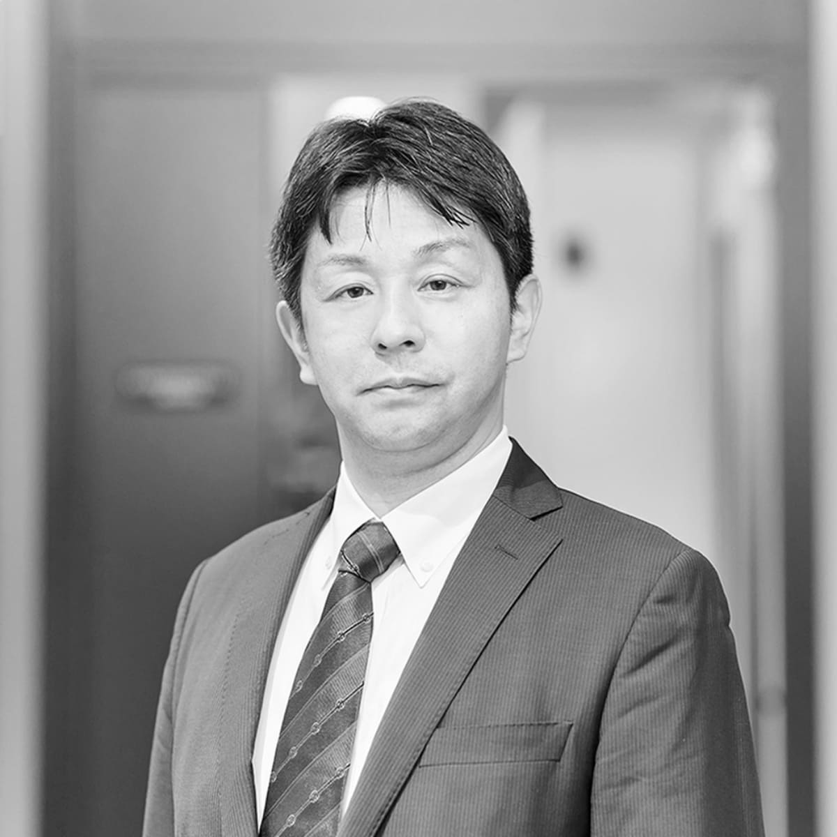 上本 佳史